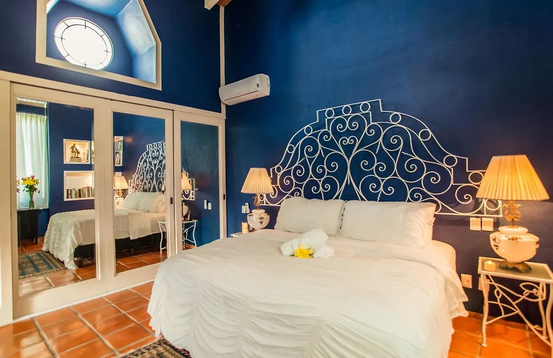Garlands Del Rio Riverside Boutique Hotel-1