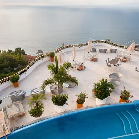 Grand Miramar All Luxury Suites & Residences (Adults Only)-3